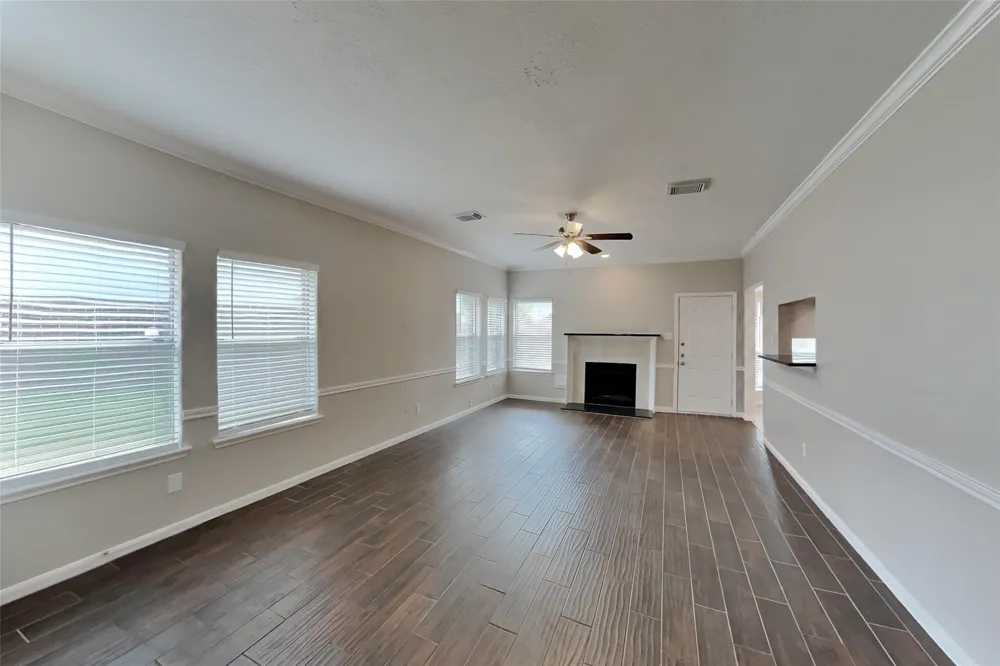 1343 Edenderry Lane Missouri City, TX 77459