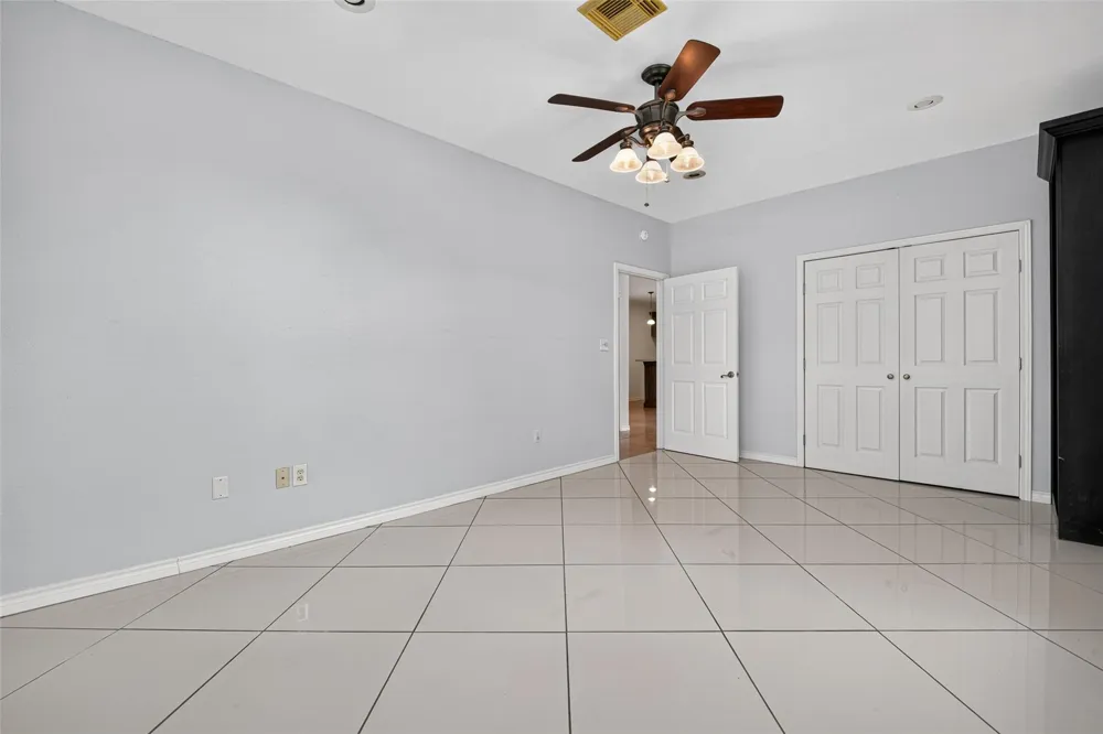 512 Bertloma Street Pasadena, TX 77502