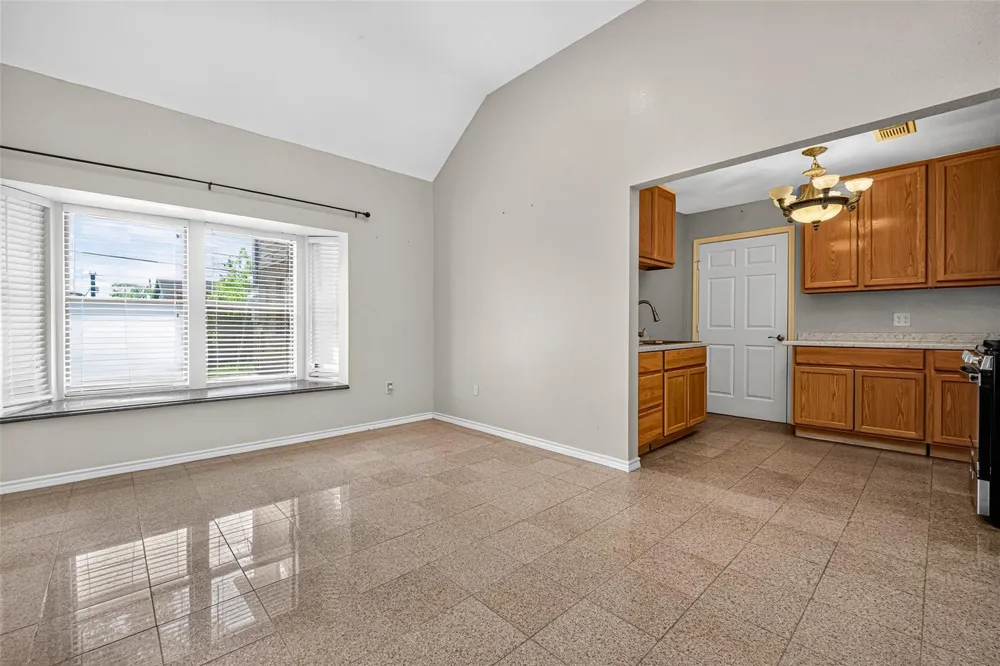 512 Bertloma Street Pasadena, TX 77502