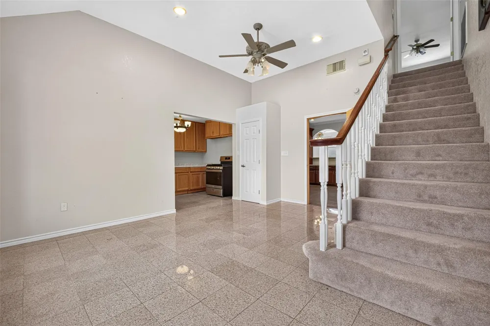 512 Bertloma Street Pasadena, TX 77502