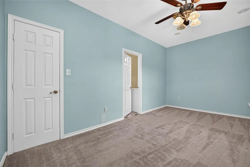 512 Bertloma Street Pasadena, TX 77502