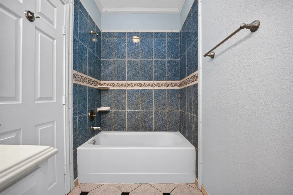 512 Bertloma Street Pasadena, TX 77502