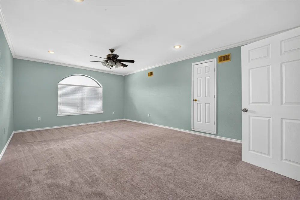 512 Bertloma Street Pasadena, TX 77502