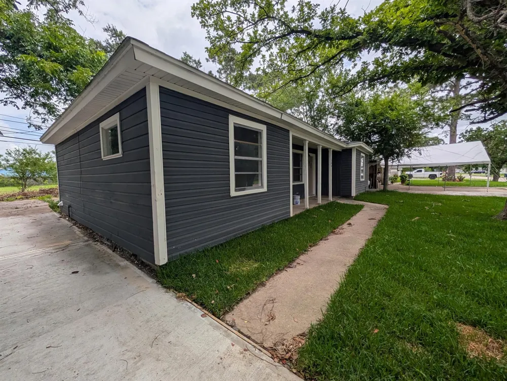 306 Allendale Road Pasadena, TX 77502