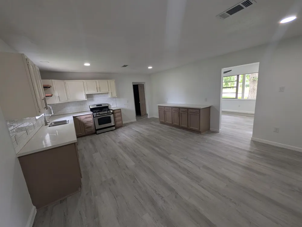 306 Allendale Road Pasadena, TX 77502