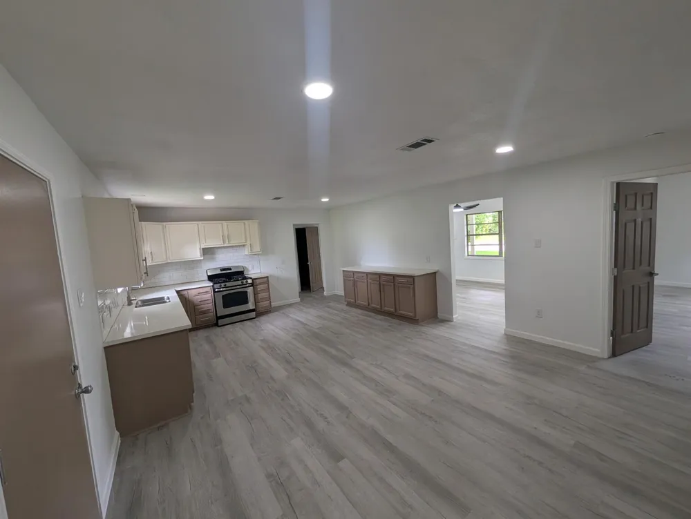 306 Allendale Road Pasadena, TX 77502