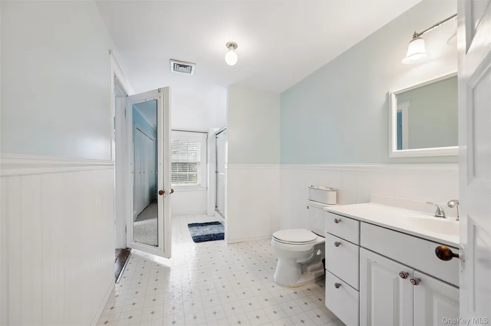 21 Seafield Lane Westhampton Beach, NY 11978