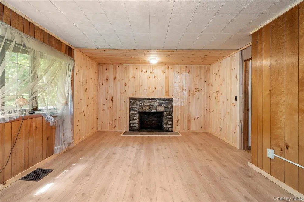 112 Onderdonk Road Warwick, NY 10990