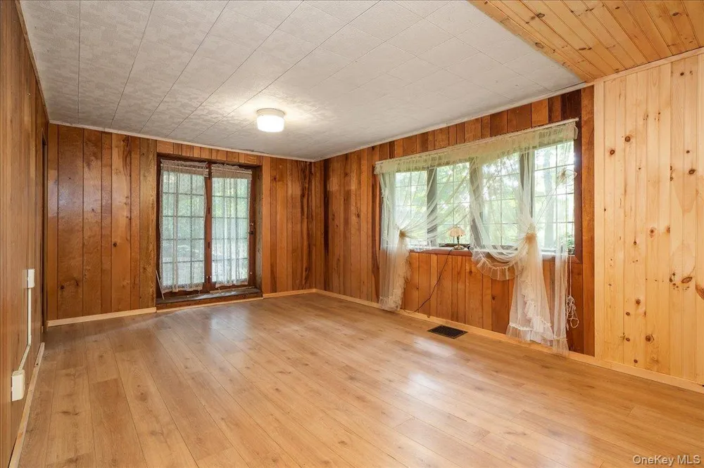 112 Onderdonk Road Warwick, NY 10990