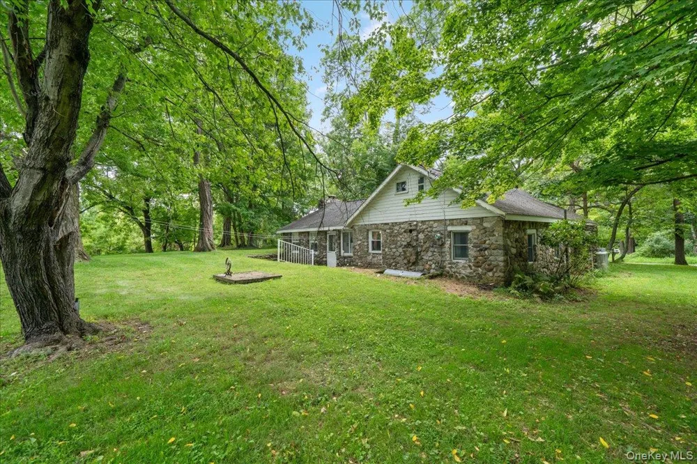 112 Onderdonk Road Warwick, NY 10990