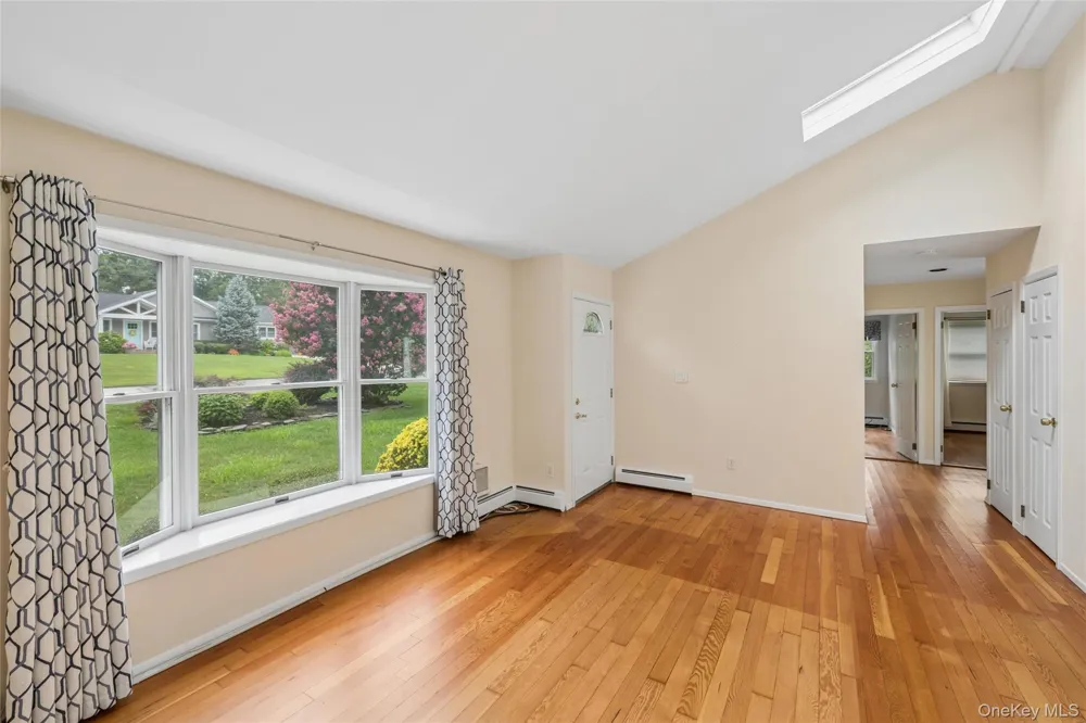 59 Homewood Drive Hampton Bays, NY 11946