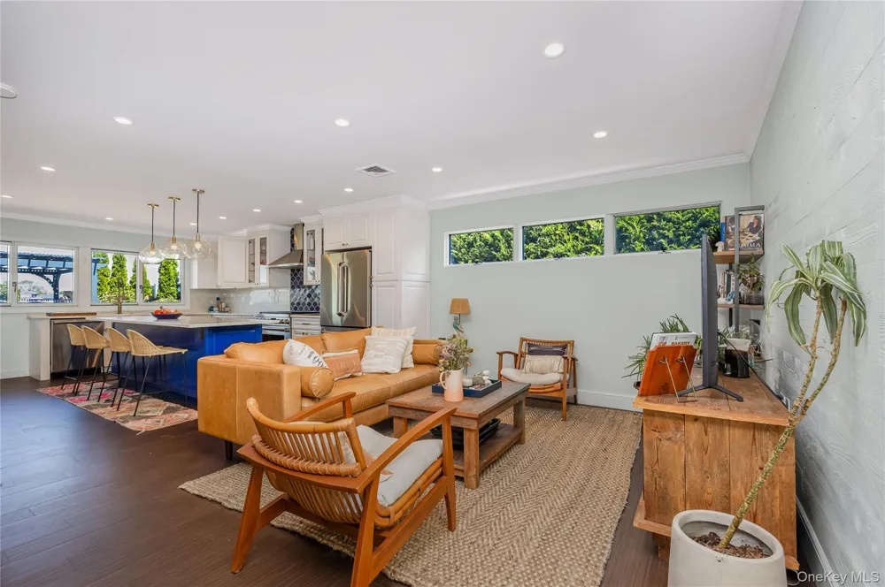491 E Bay Drive Long Beach, NY 11561