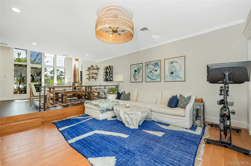 491 E Bay Drive Long Beach, NY 11561