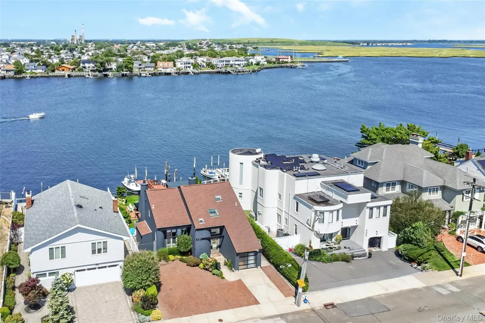 491 E Bay Drive Long Beach, NY 11561