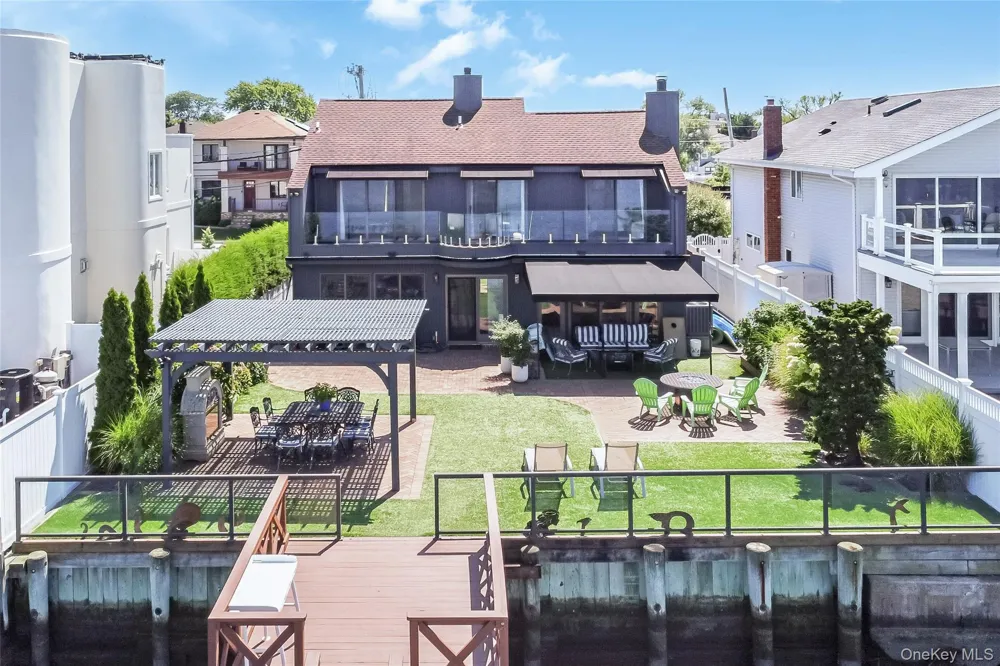 491 E Bay Drive Long Beach, NY 11561