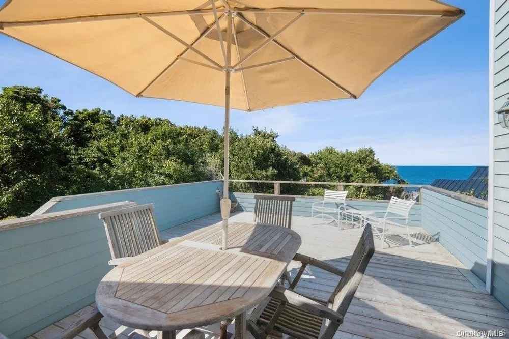 46 Captain Kidds Path Montauk, NY 11954