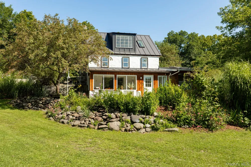 19 Cottage Lane Accord, NY 12404