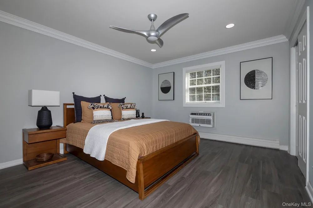 1750 W Main Street #H01 Riverhead, NY 11901