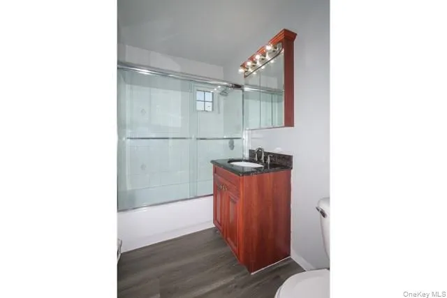 1750 W Main Street #H01 Riverhead, NY 11901
