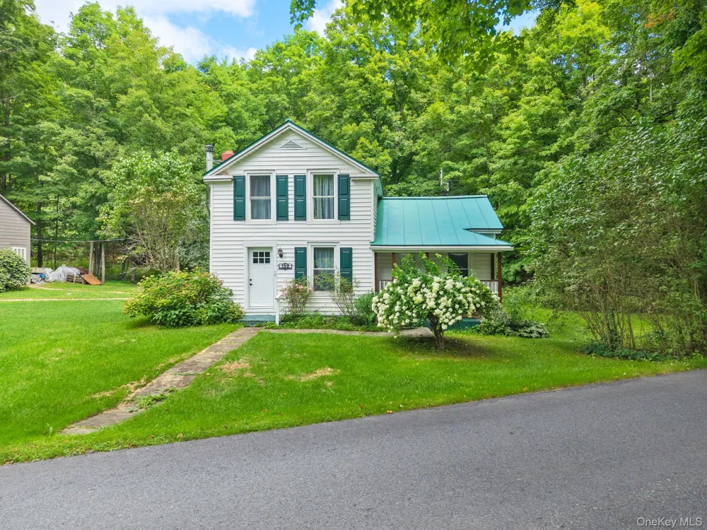 150 Pleasant Valley Rd, Fultonham Call Listing Agent, NY 12071