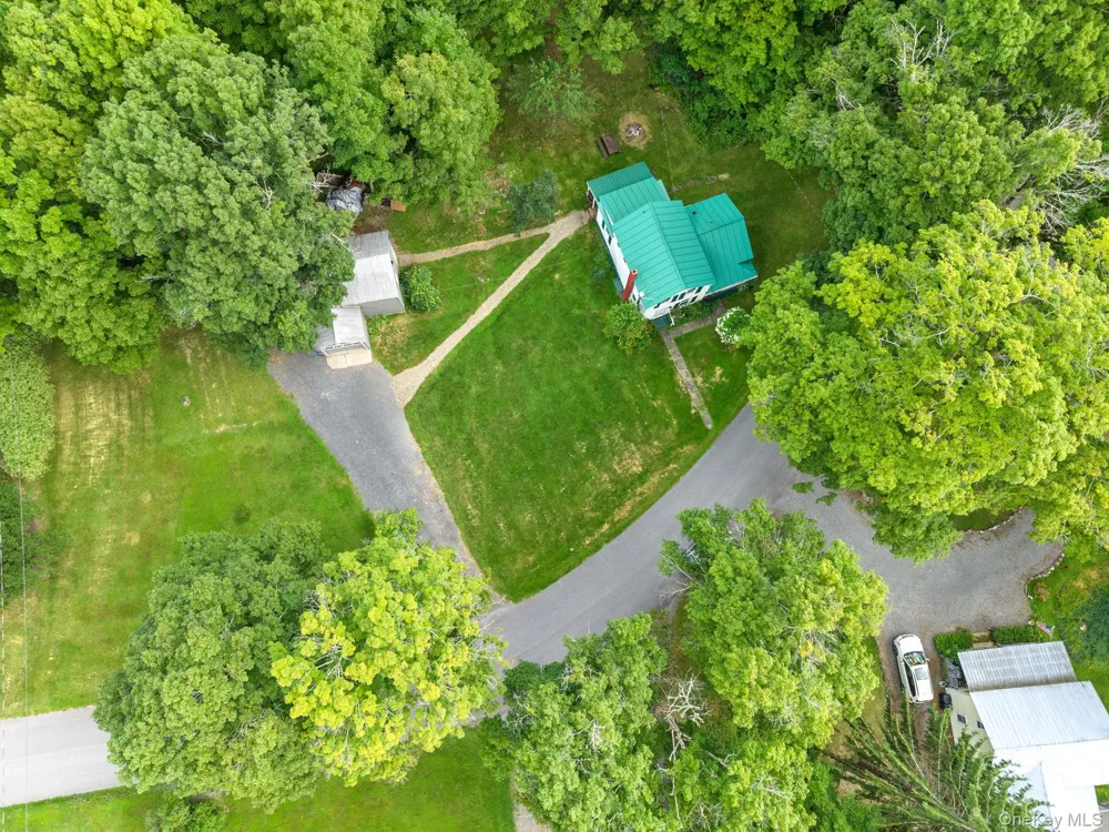 150 Pleasant Valley Rd, Fultonham Call Listing Agent, NY 12071