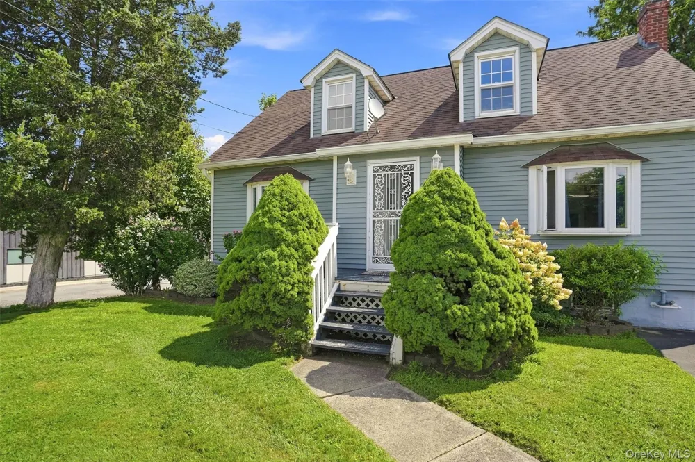 638 Sergeant Palmateer Way Wappingers Falls, NY 12590