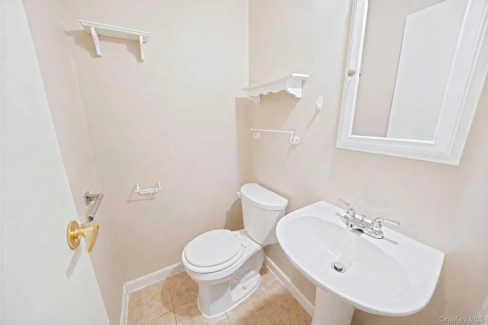 230 Birchwood Road #230 Medford, NY 11763