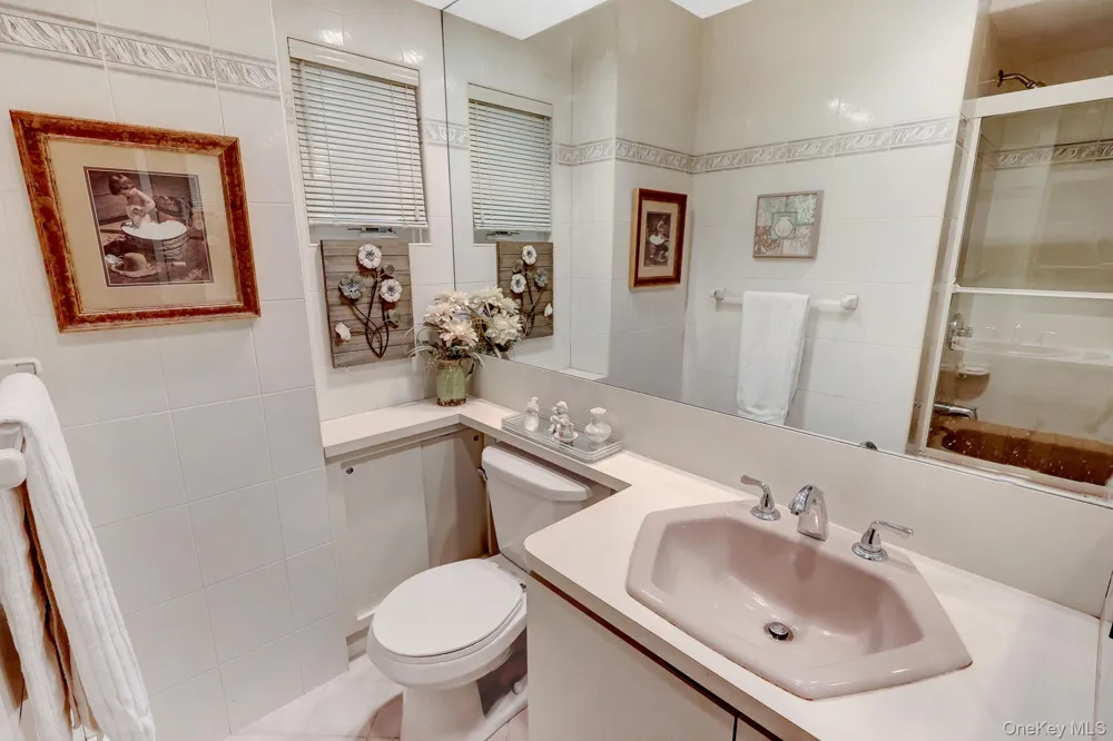 85 Joseph Street New Hyde Park, NY 11040