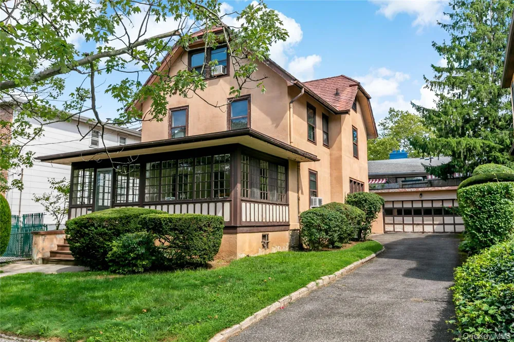 33 Melrose Avenue Mount Vernon, NY 10552