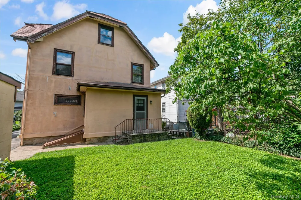 33 Melrose Avenue Mount Vernon, NY 10552