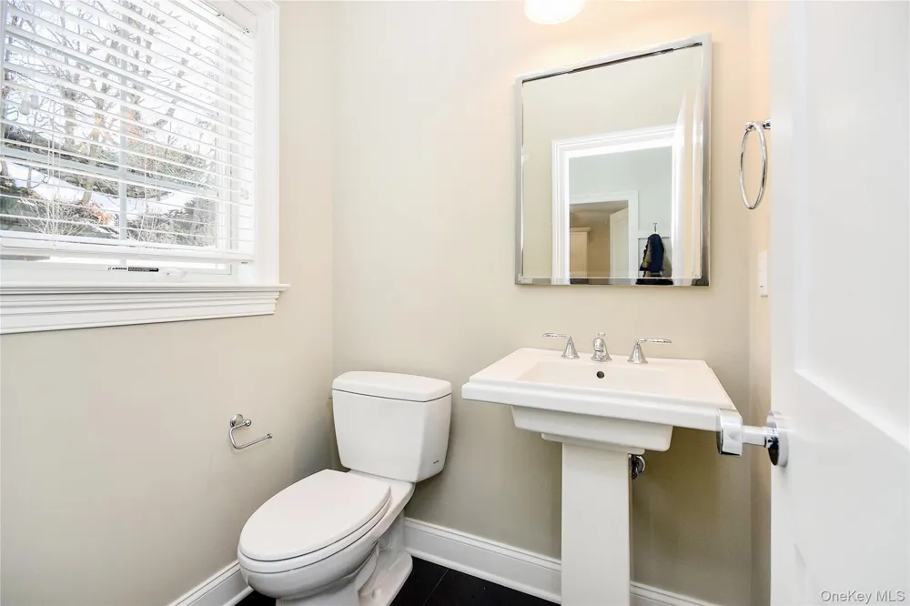 31 Cedar Place Rye, NY 10580