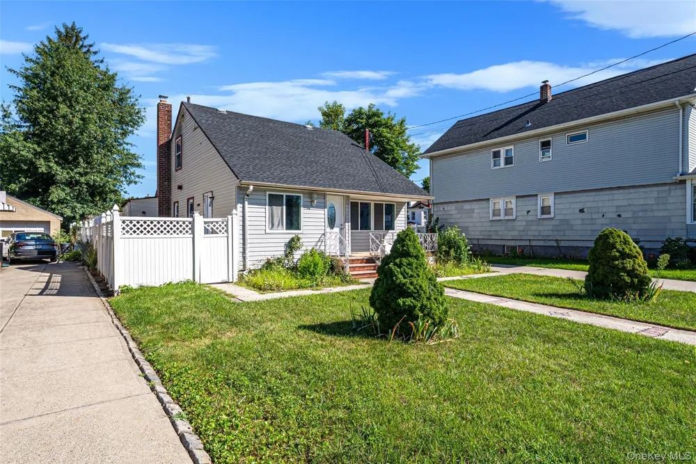 231 Cedar Street Hempstead, NY 11550
