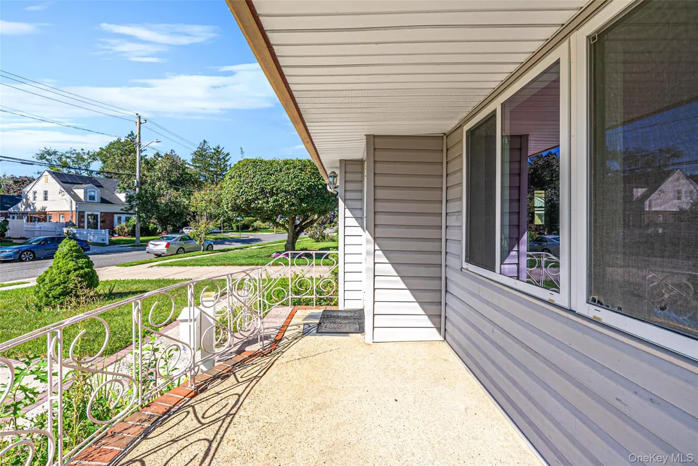 231 Cedar Street Hempstead, NY 11550