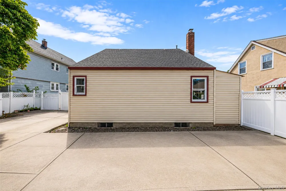 231 Cedar Street Hempstead, NY 11550
