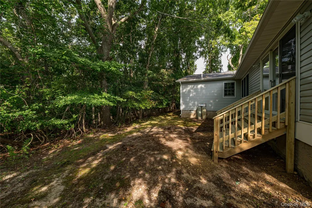 20 Valley Drive East Moriches, NY 11940