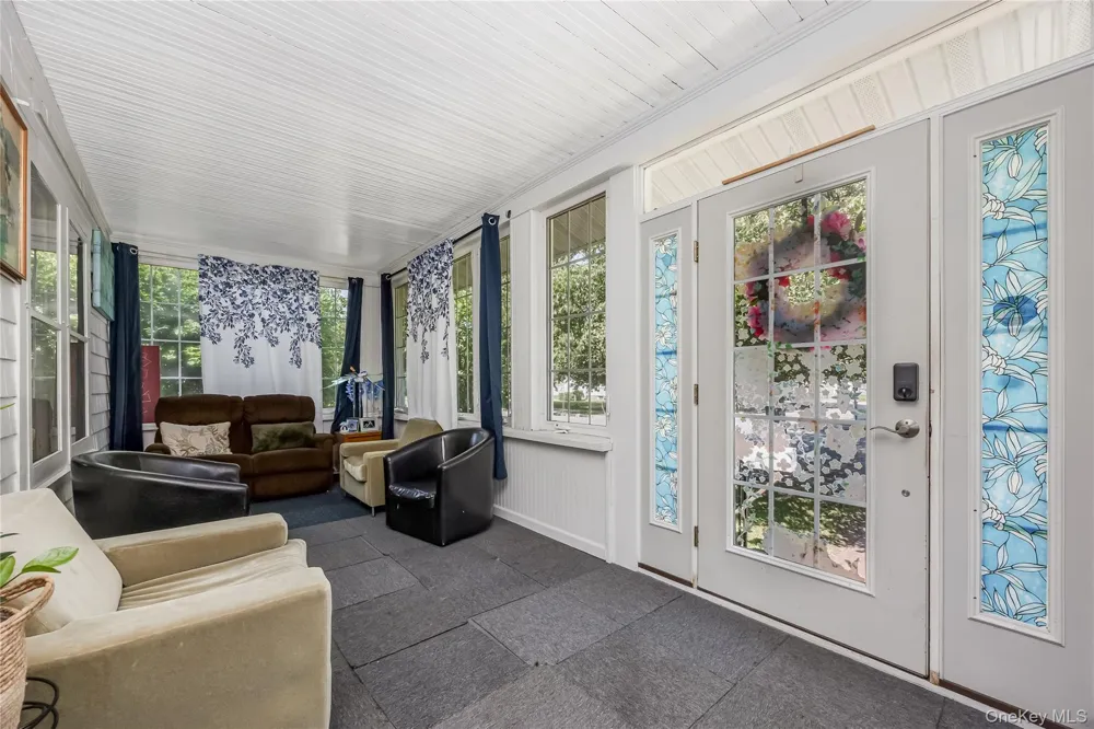 958 Thomas Avenue Baldwin, NY 11510