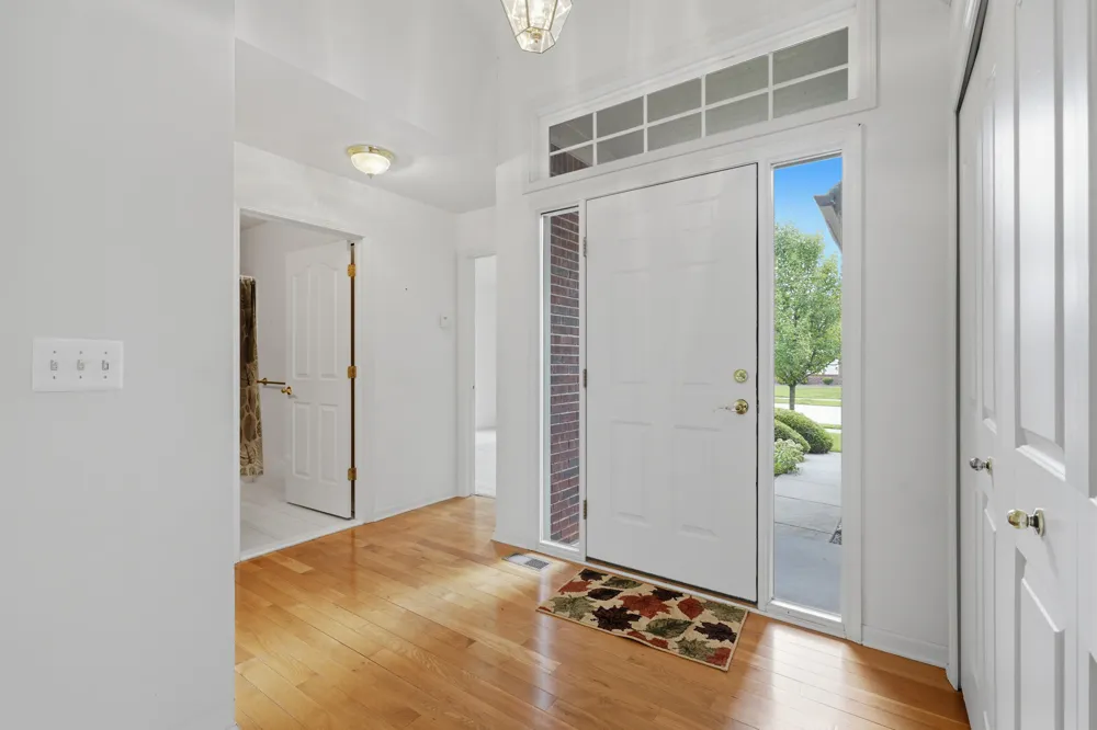 52689 Wildwood Drive Macomb, MI 48042