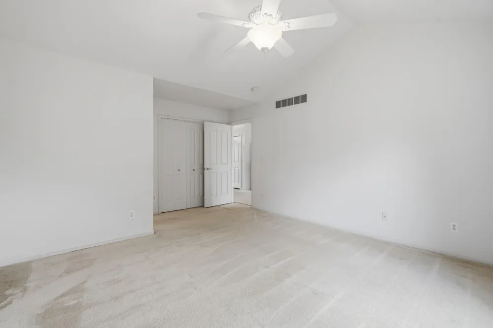 52689 Wildwood Drive Macomb, MI 48042
