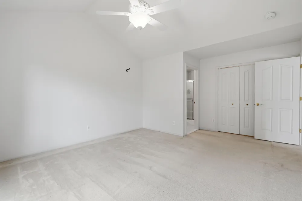 52689 Wildwood Drive Macomb, MI 48042
