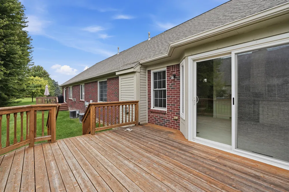 52689 Wildwood Drive Macomb, MI 48042
