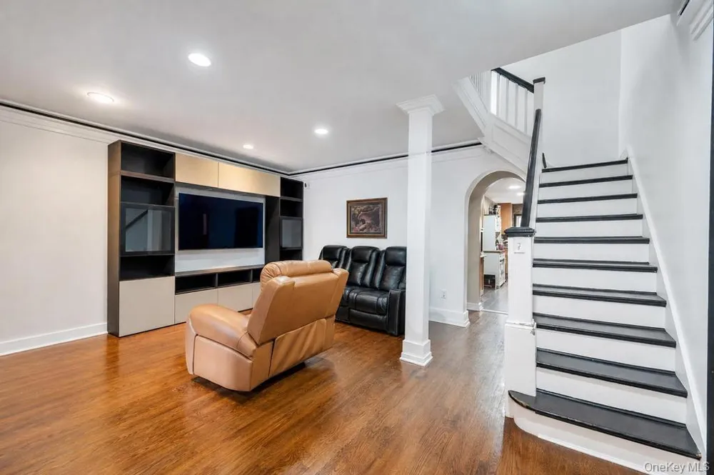 9216 Woodhaven Boulevard Woodhaven, NY 11421