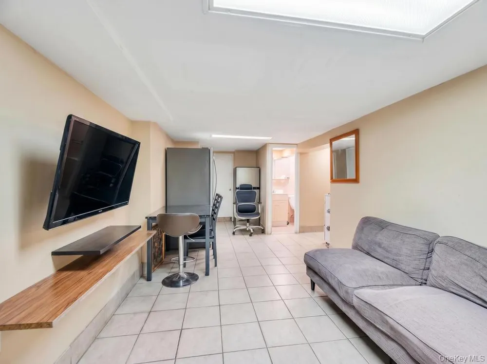 9216 Woodhaven Boulevard Woodhaven, NY 11421