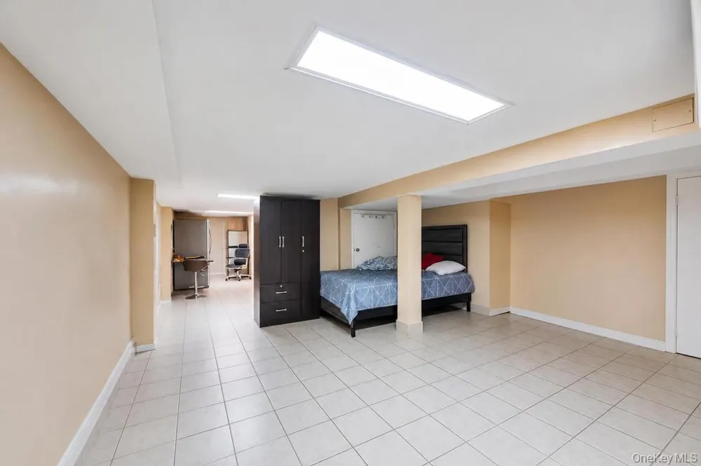 9216 Woodhaven Boulevard Woodhaven, NY 11421