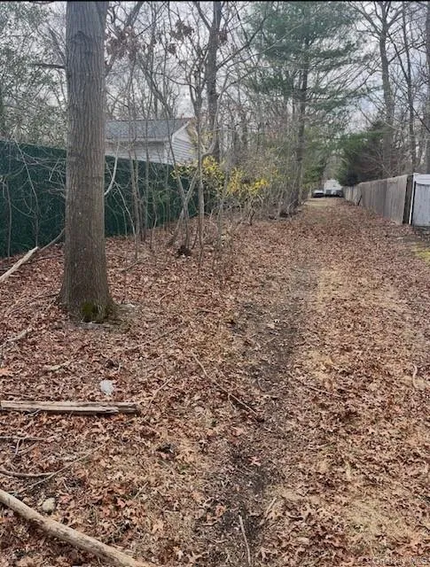 Woodlot Road Ridge, NY 11961