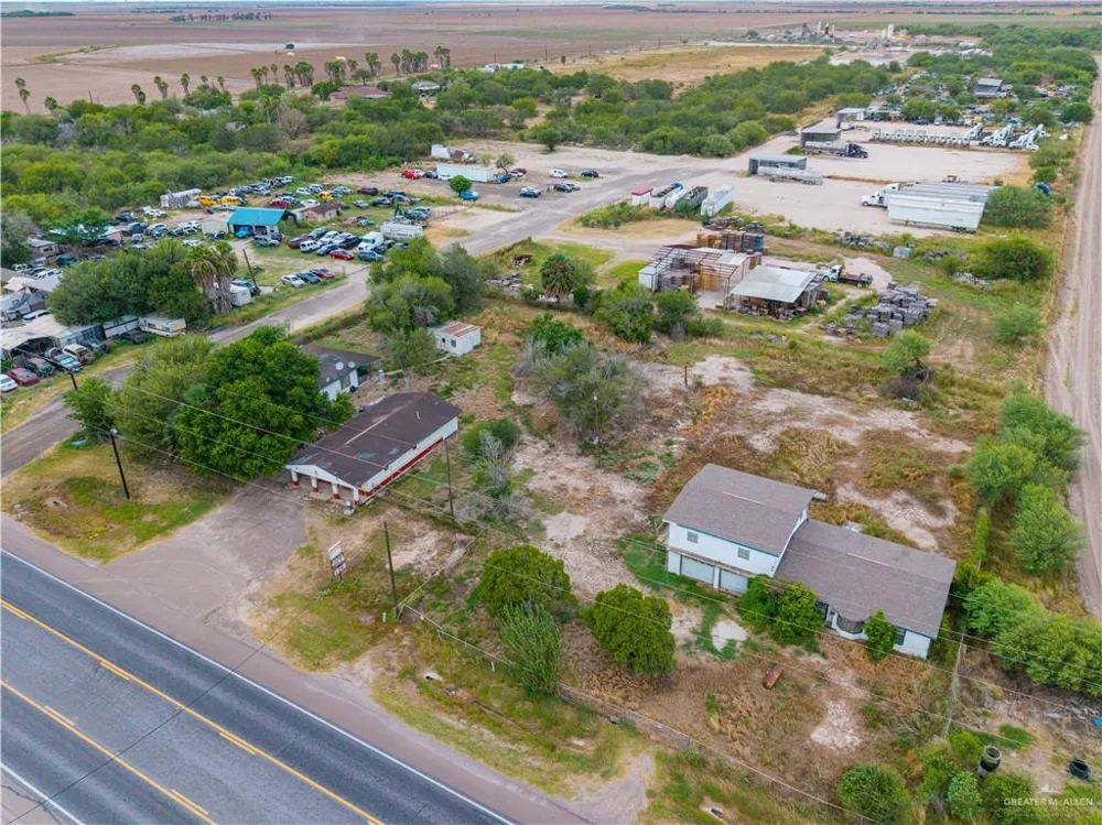 470 W Military Road Donna, TX 78537