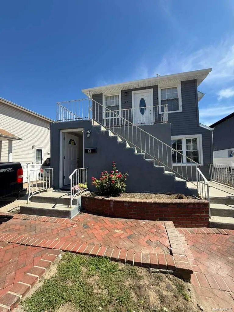 47 Newport Road Island Park, NY 11558