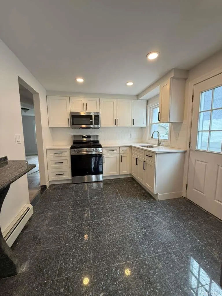 47 Newport Road Island Park, NY 11558