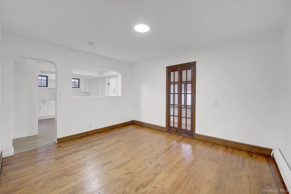 54 Surrey Lane Hempstead, NY 11550