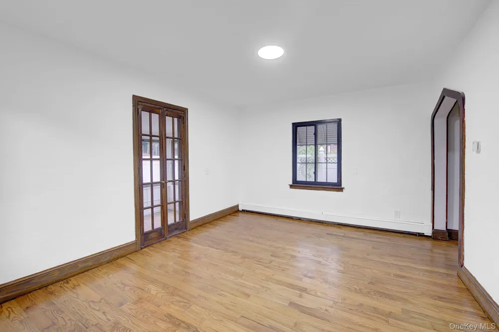 54 Surrey Lane Hempstead, NY 11550