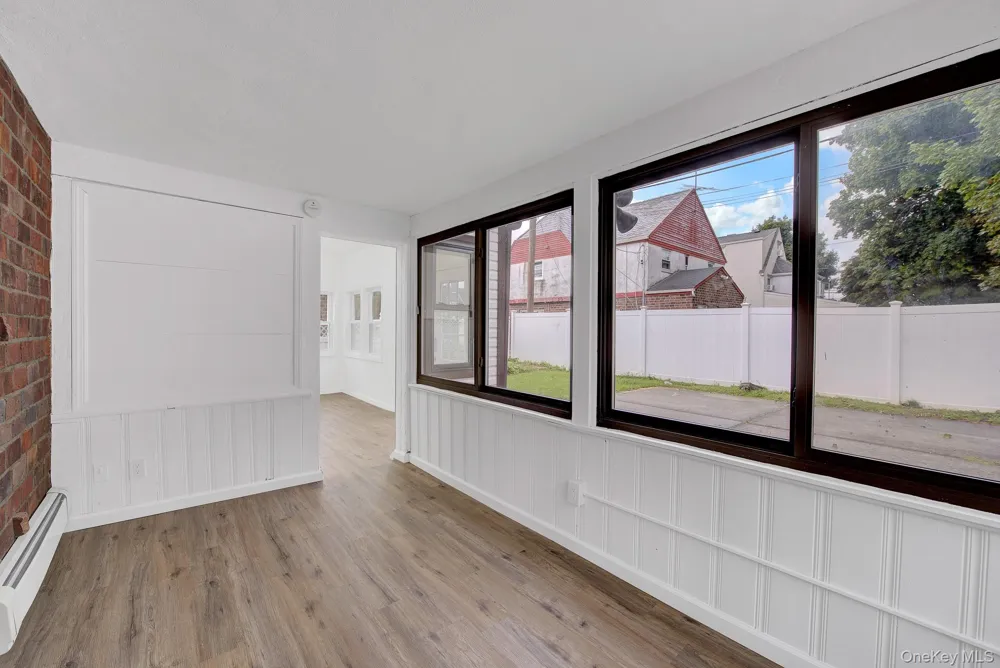 54 Surrey Lane Hempstead, NY 11550